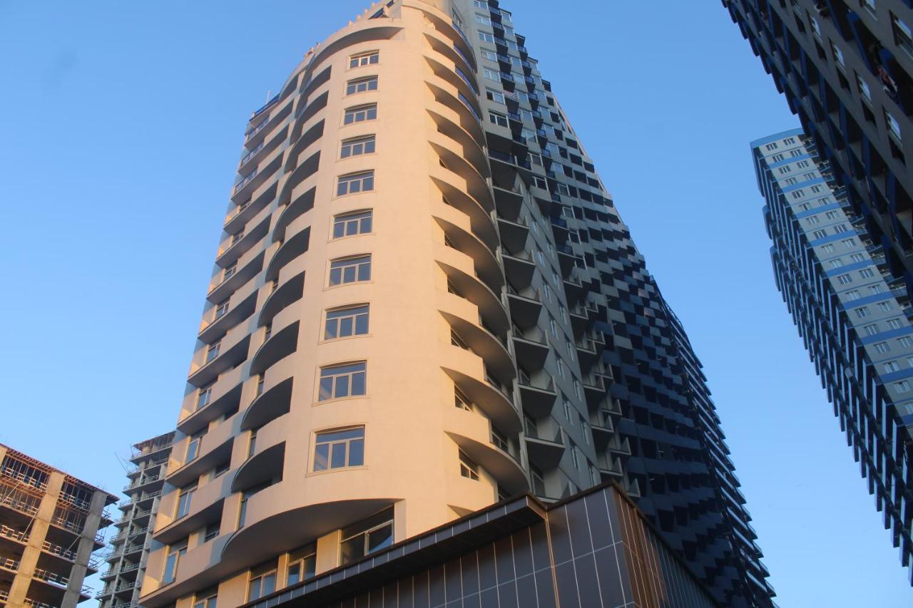 Sea apartment baTumi Bagian luar foto